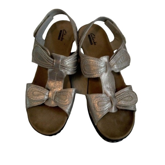 Clarks Collection Womens Size 10 Sandals Metallic Gold Soft Cushion Comfort - Picture 10 of 10